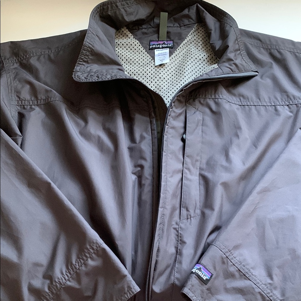 Vintage Patagonia Men's Charcoal Lightweight Jacket